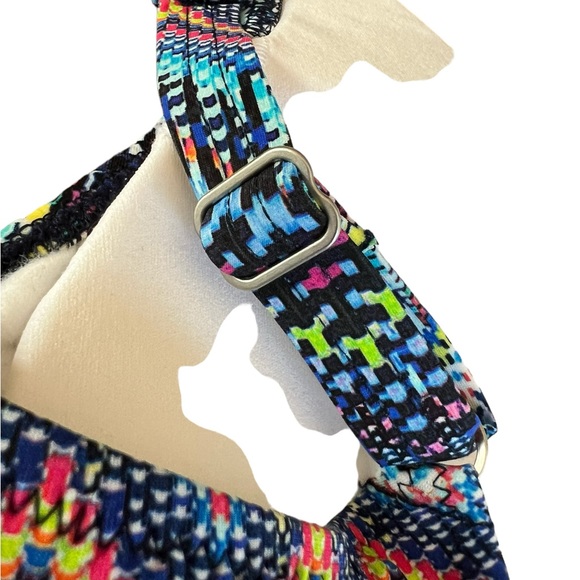 Profile by Gottex Women's Molded
Underwire Bra Tribal one piece size 12 NWT - Picture 11 of 12